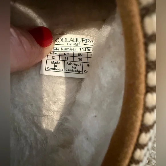 Koolaburra Tan Kids Burree shoes size 12 toddler **see pictures** - Picture 5 of 7